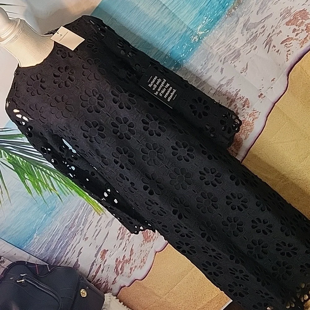 Tuckernuck Noir Eyelet Hutton Dress Numerous Sizes - Picture 4 of 8